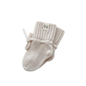Litte and cool Merino wol Babysokjes ecru