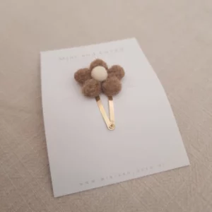 Woolly Daisy dark middel (1 stuk)