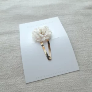 Lace Flower Off-white clip groot (1 stuk)