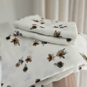 Swaddle - Flowers Brown