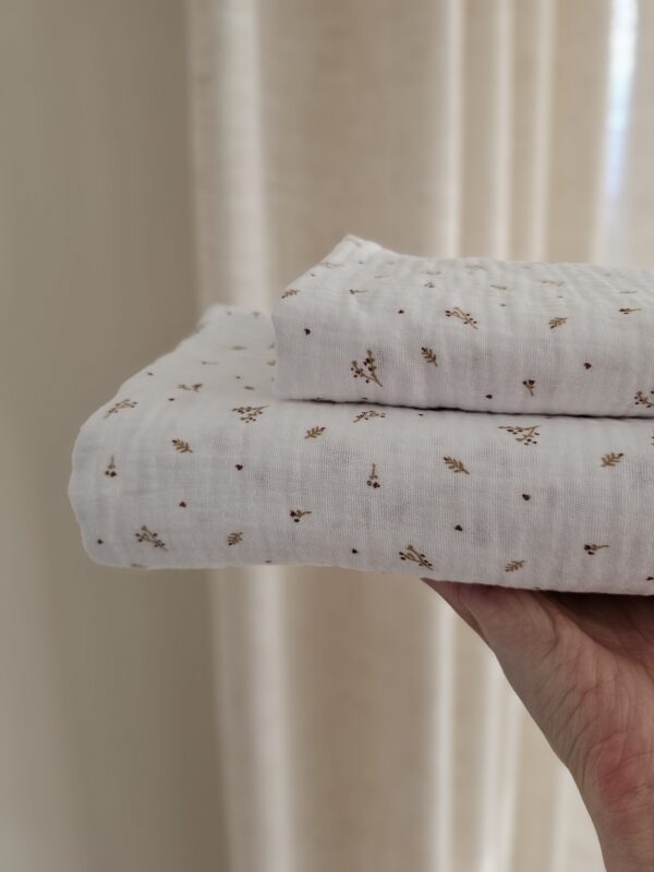 Swaddle -tiny twings