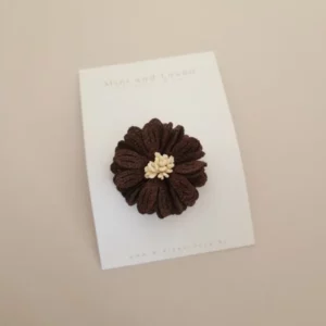 Mini&loved -   Antislip haarspeldje Dark Brown Big Blossom