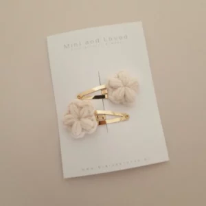 Mini&loved -   Flower Wool Beige clip middel (2 stuks)