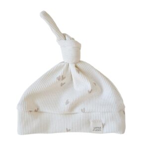 Newborn Mutsje los -mini hartjes ecru