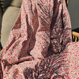 XL Beach Swaddle - flowerd red