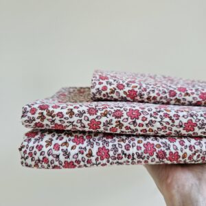 Swaddle - flowers red
