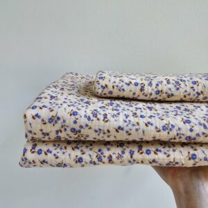 Swaddle - blue mini flowers