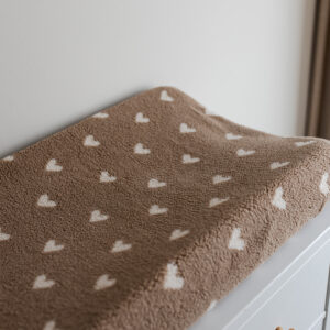 Aankleedkussenhoes -hartjes taupe teddy