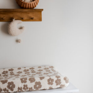 Aankleedkussenhoes -Teddy flowers ecru