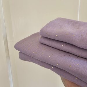 Swaddle -golden dots lila