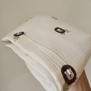 XL Beach Swaddle - Leeuw