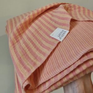 XL Beach Swaddle -streepjes roze en geel smal en breed