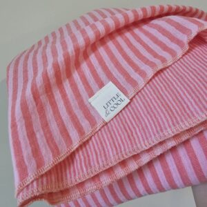 XL Beach Swaddle - streepjes roze smal en breed