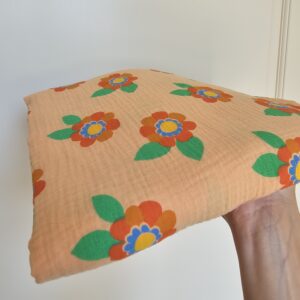 XL Beach Swaddle - grote oranje bloem