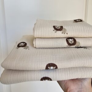 Swaddle - leeuw