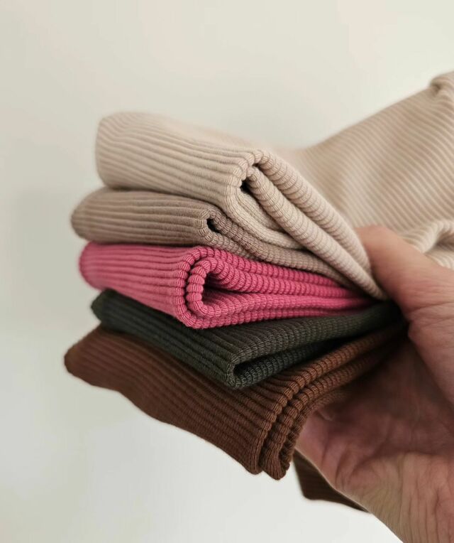 Nieuw online..Fijne warme rib leggings.
Voor welke kleur zou jij gaan??